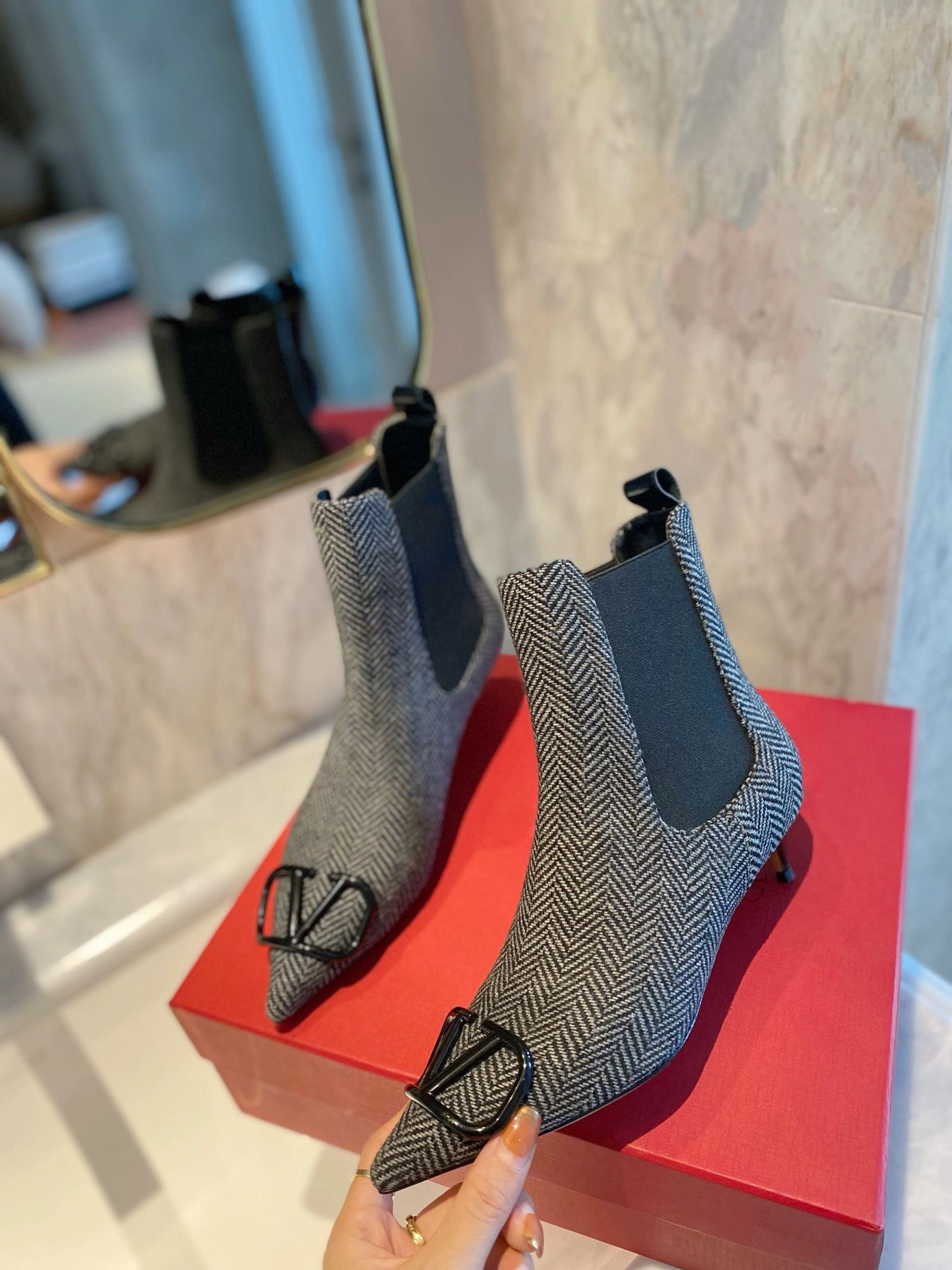 Women 𝑉*𝐴𝐿𝐸𝑁𝑇𝐼𝑁𝑂 Top Sneakers Affordable 7578