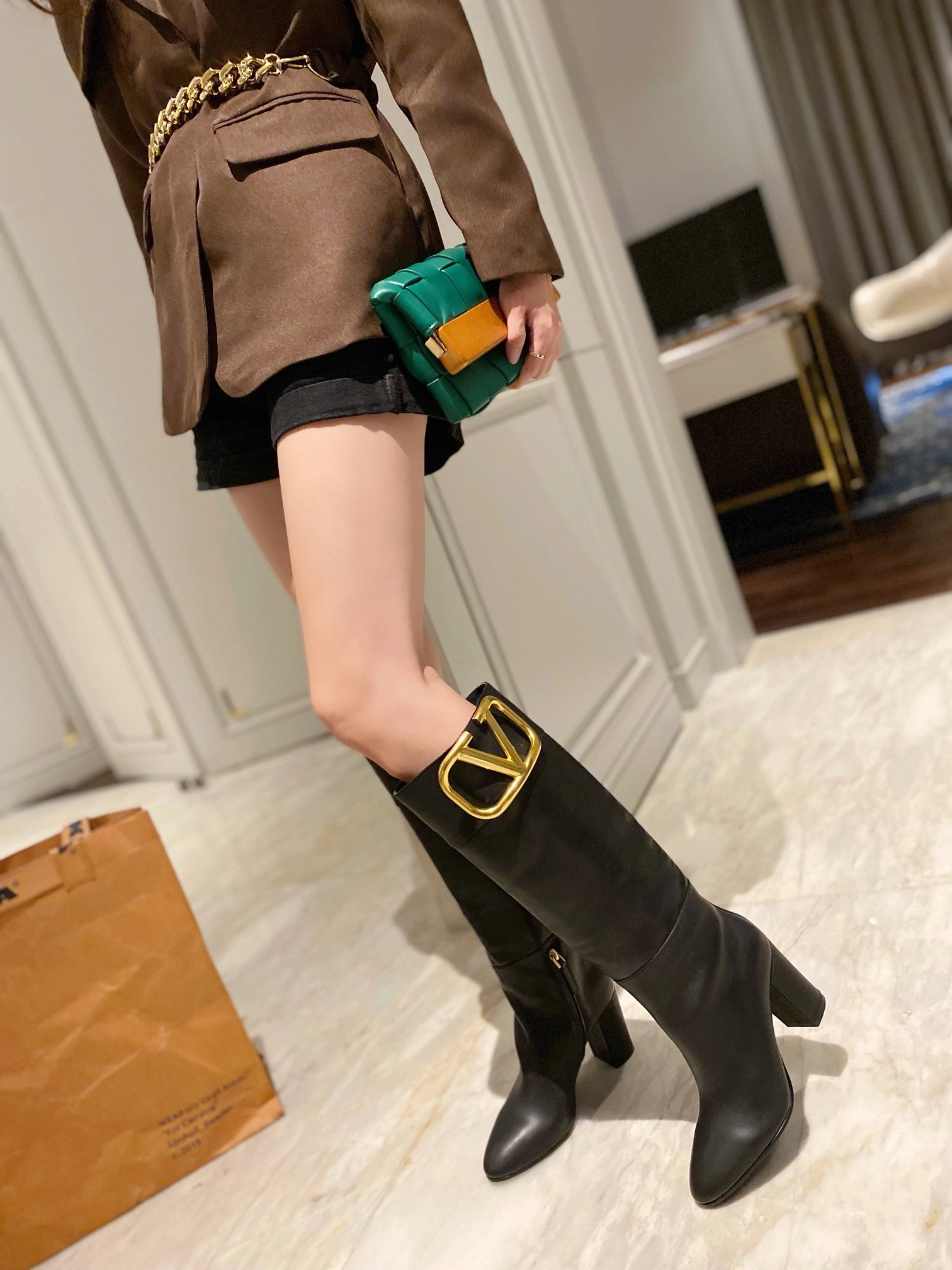 NewStyle Women 𝑉*𝐴𝐿𝐸𝑁𝑇𝐼𝑁𝑂 Top Sneakers 7589