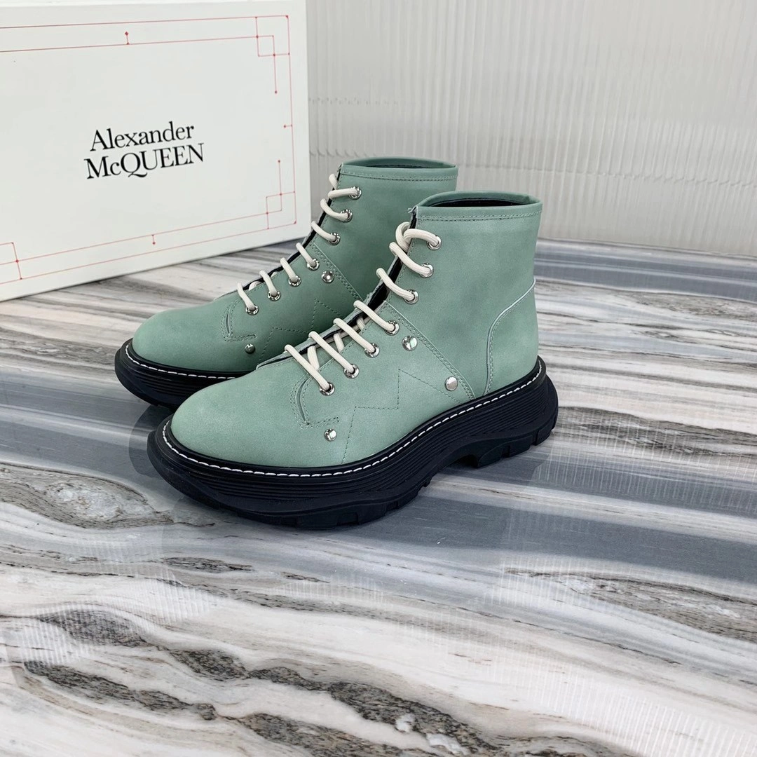 Packable Women A*exander M*queen Sneaker 3206