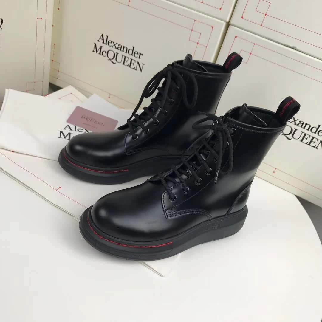 Women A*exander M*queen Sneaker EyeCatching 3202