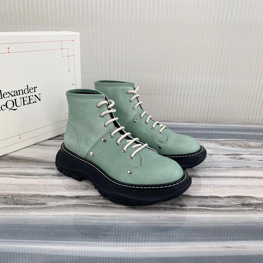 Packable Women A*exander M*queen Sneaker 3206