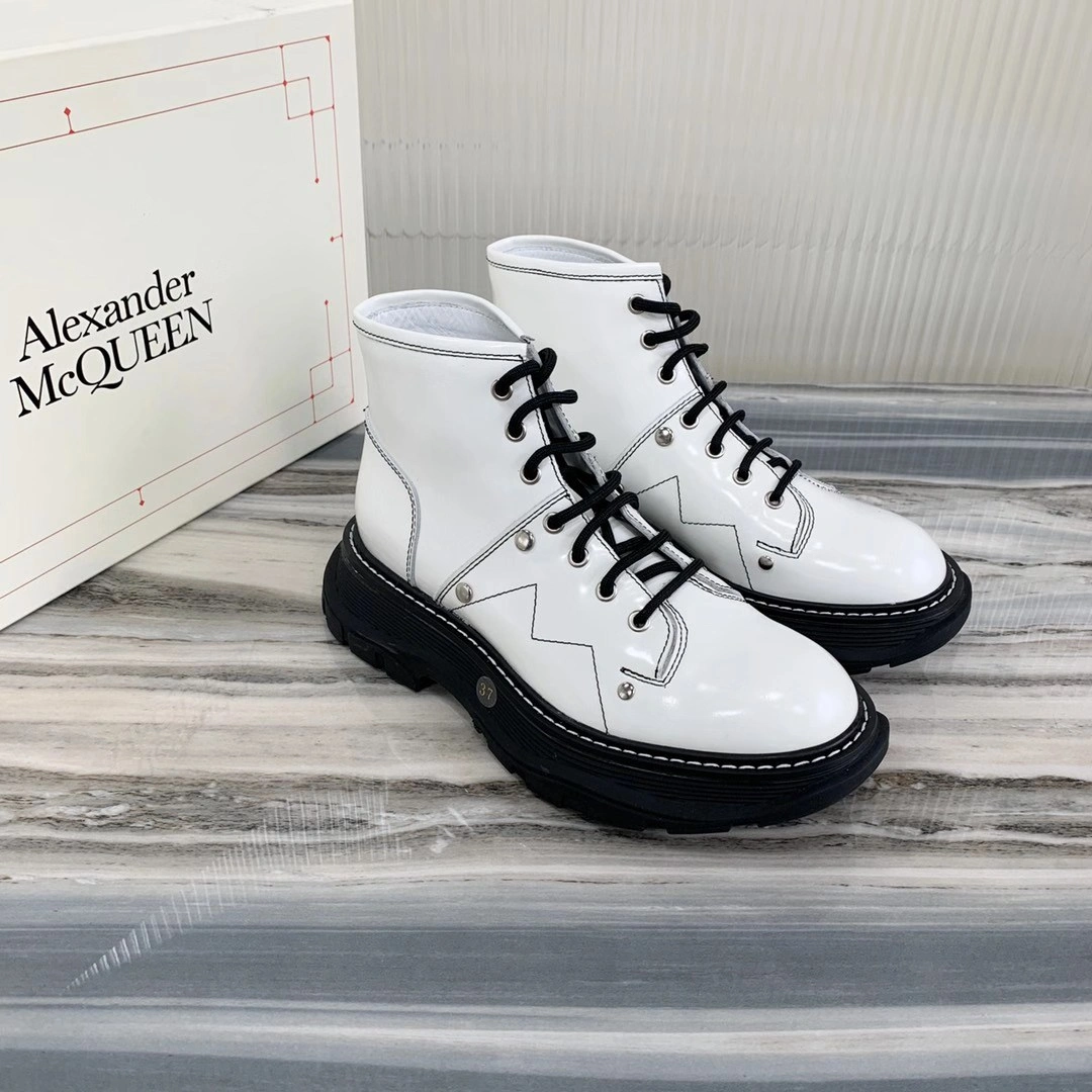 Packable Women A*exander M*queen Sneaker 3206