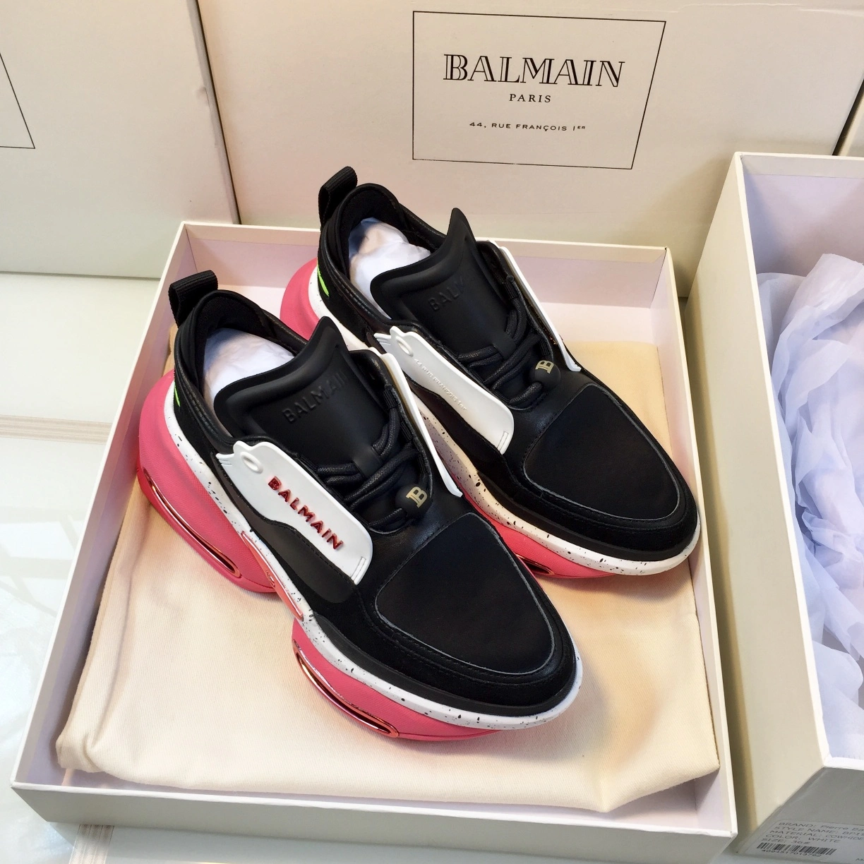 TechFriendly Women B*lmain Sneaker 7496
