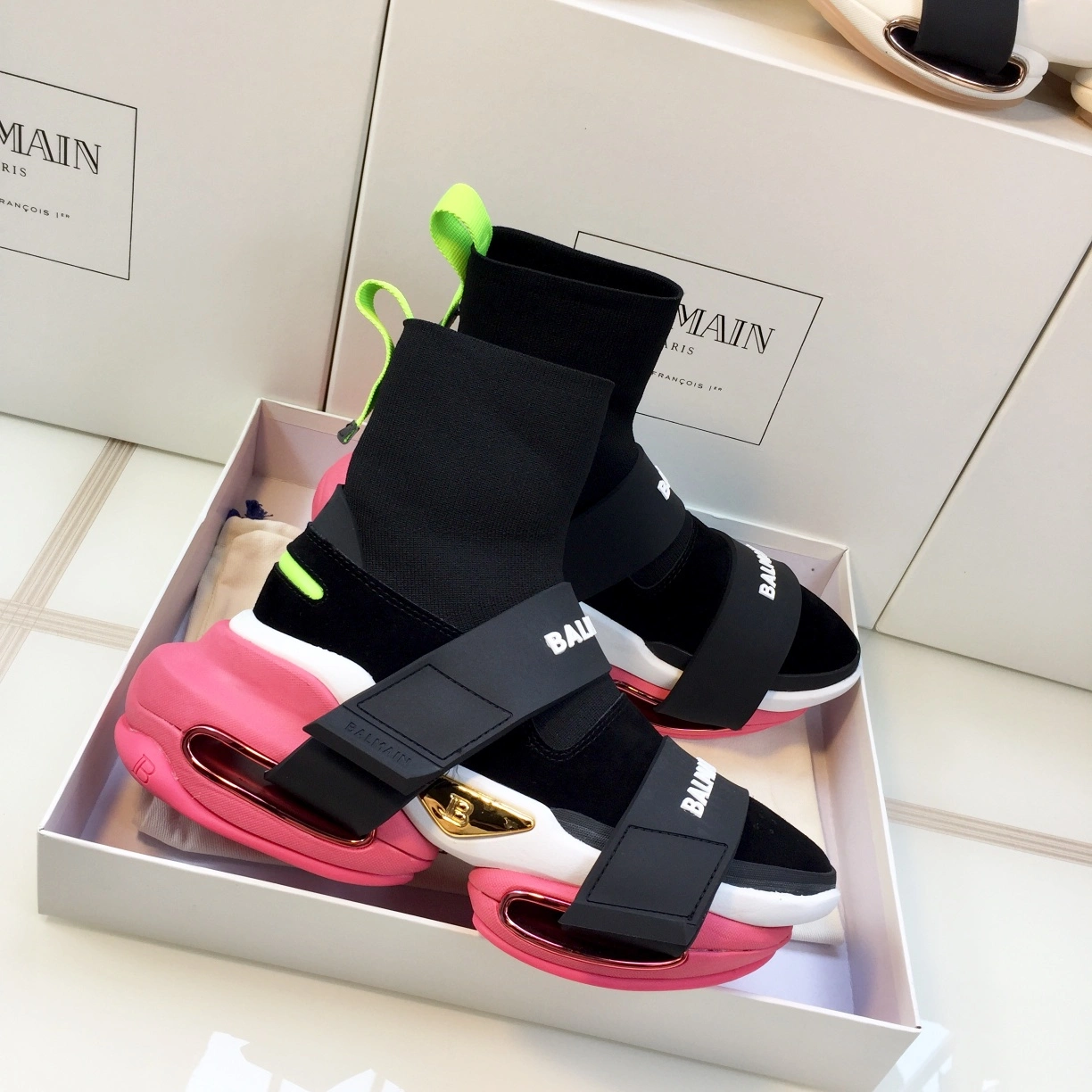 WellDesigned Women B*lmain Sneaker 7495