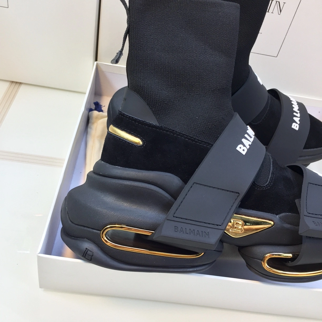 BestValue Women B*lmain Sneaker 7500