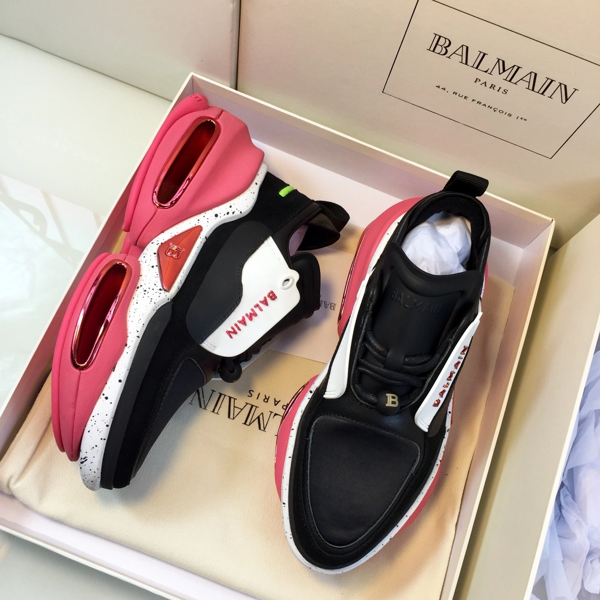 TechFriendly Women B*lmain Sneaker 7496