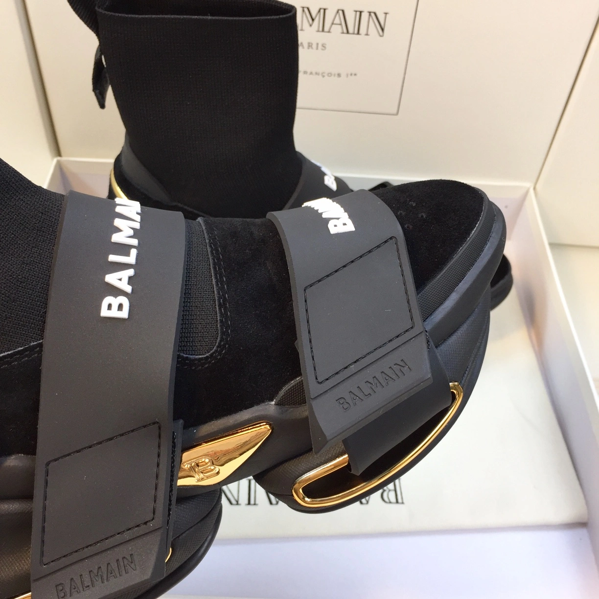 BestValue Women B*lmain Sneaker 7500