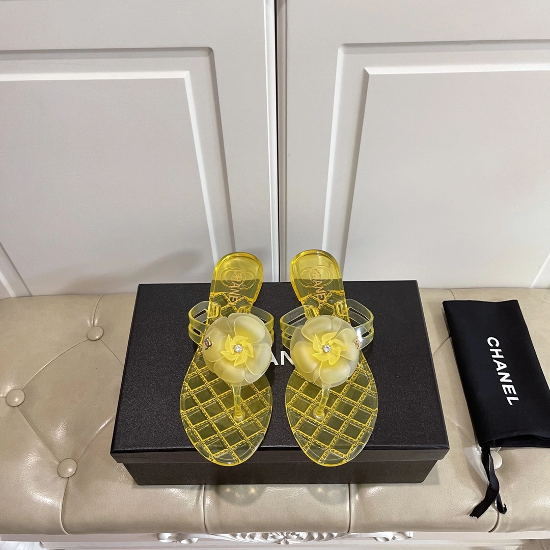 EyeCatching Women C*hanel Top Sandals 6735