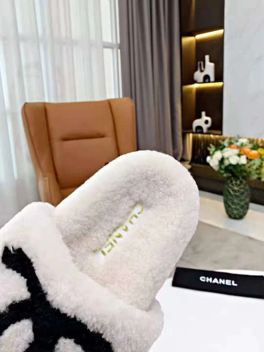 Attractive Women C*hanel Top Slippers 6712