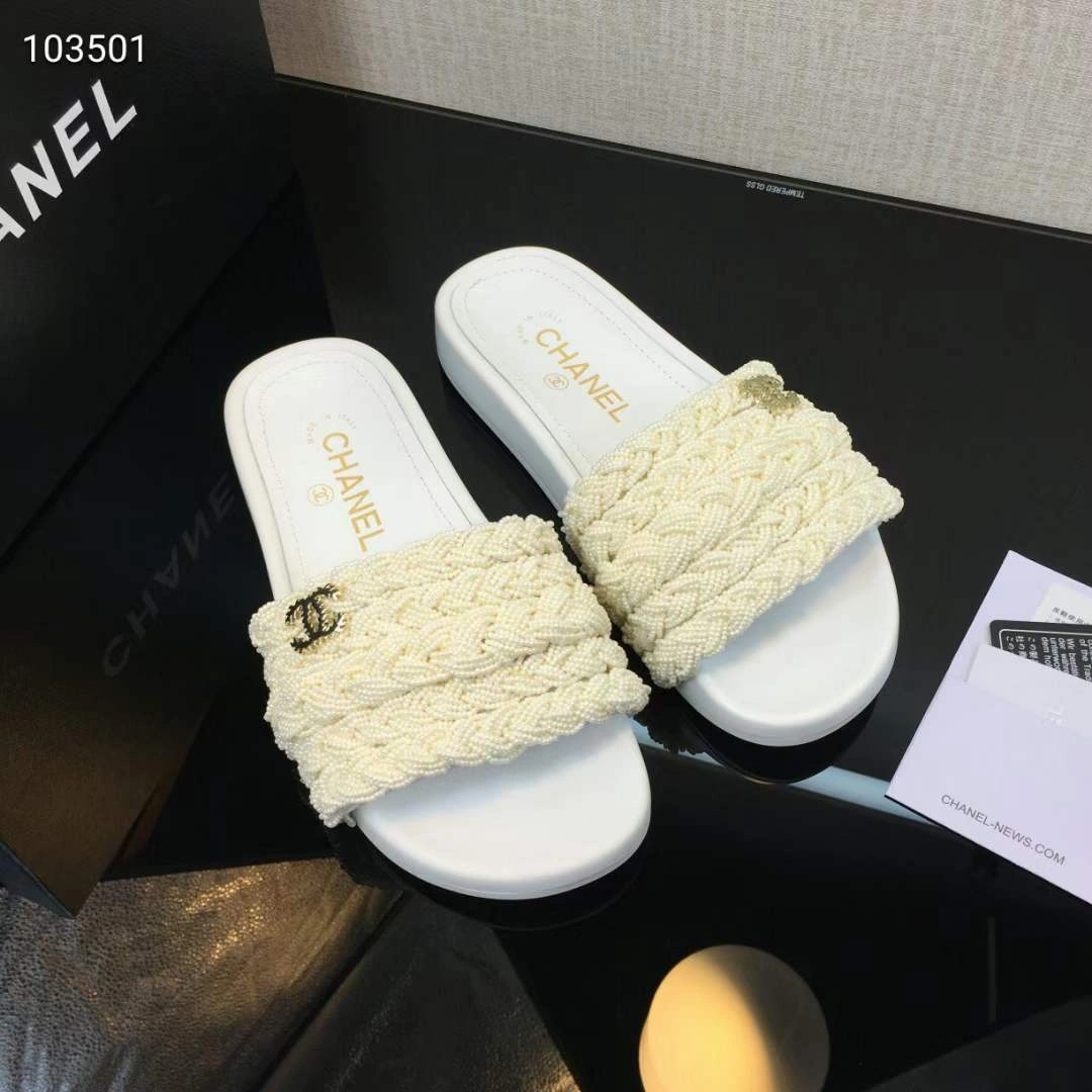SmoothTexture Women C*hanel Top Slippers 6749
