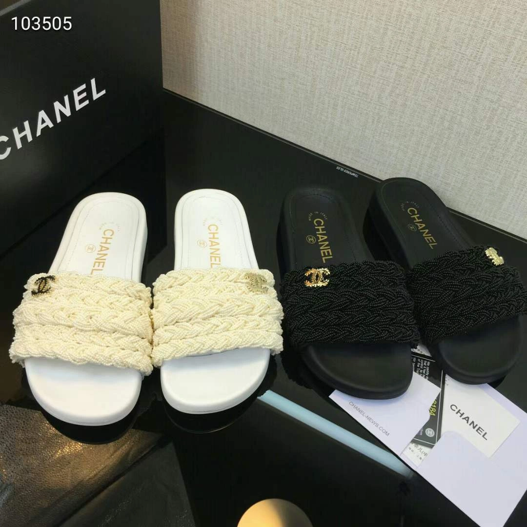 SmoothTexture Women C*hanel Top Slippers 6749
