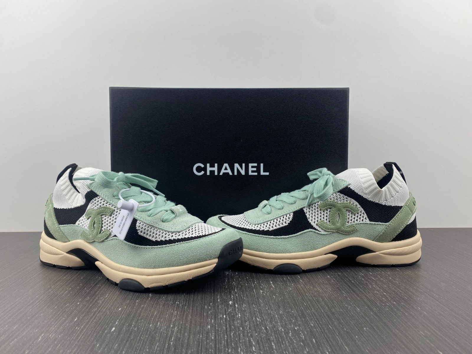 Women C*hanel Top Sneaker Low MK2211112- Timeless 6696