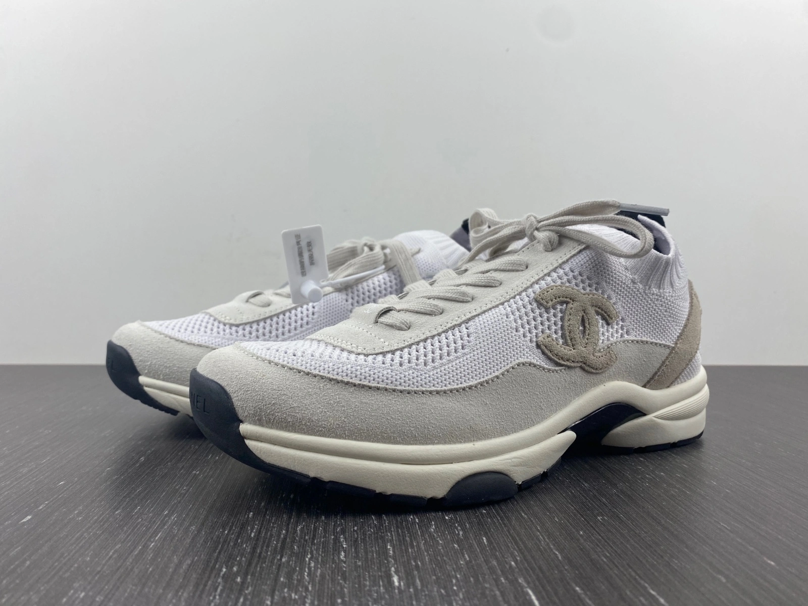 Sporty Women C*hanel Top Sneaker Low MK2211112- 6694