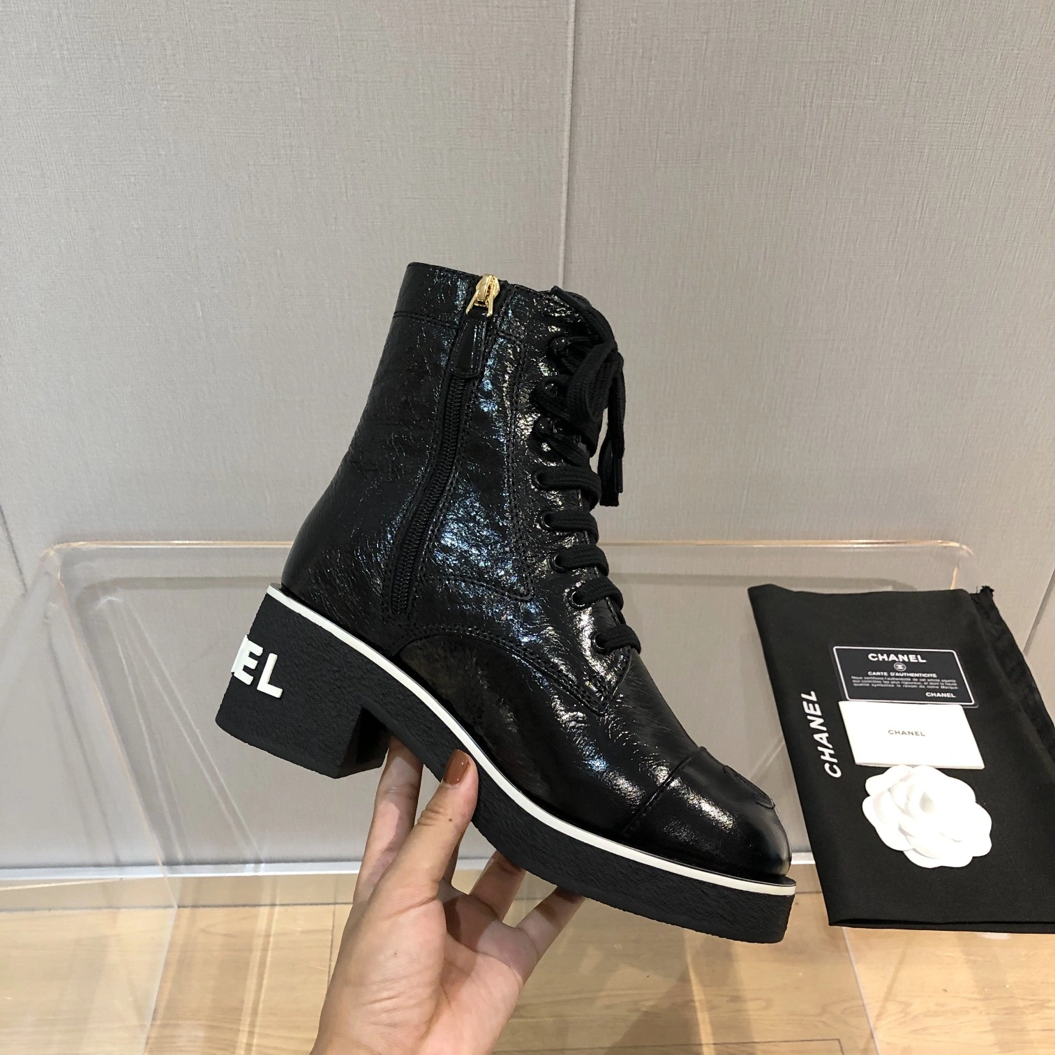 Women C*hanel Top Sneaker TravelReady 6699
