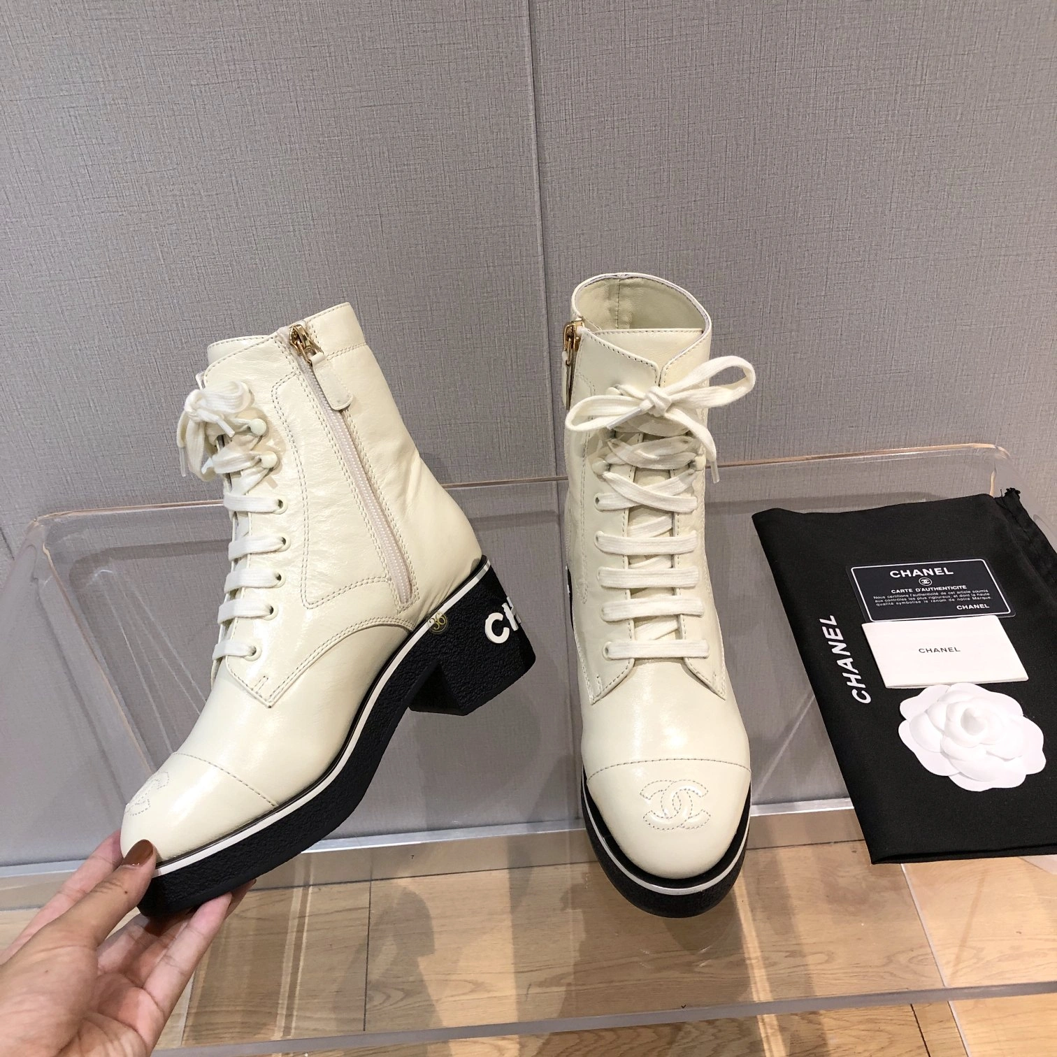 Women C*hanel Top Sneaker TravelReady 6699