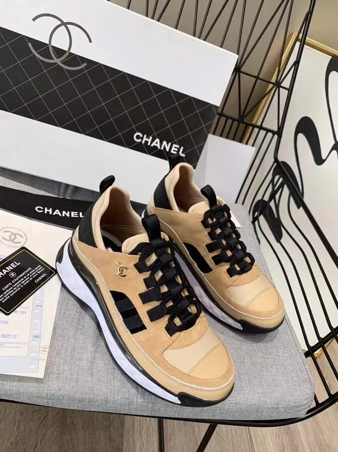 UrbanStyle Women C*hanel Top Sneaker 6776