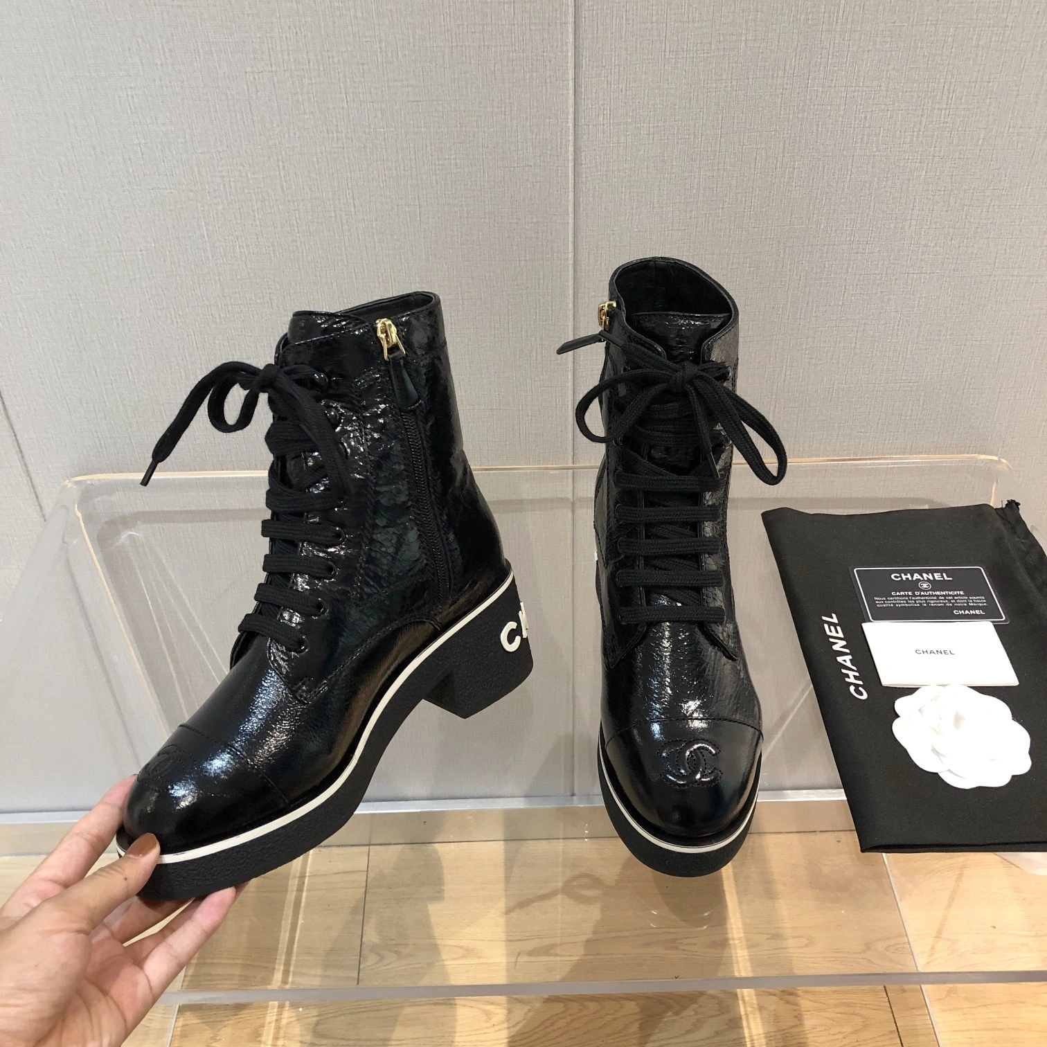 Women C*hanel Top Sneaker TravelReady 6699