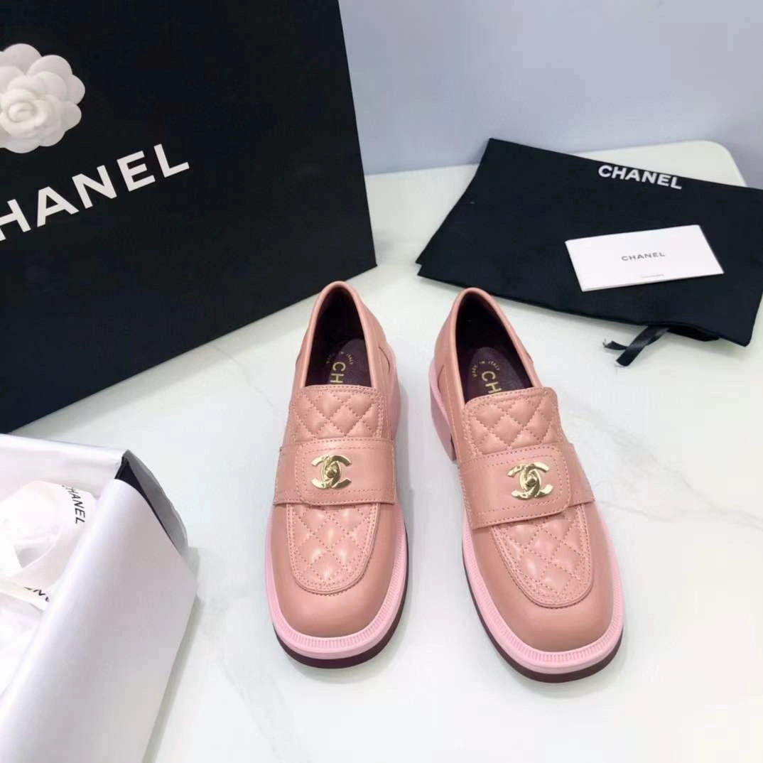 TechFriendly Women C*hanel Top Sneakers 6706
