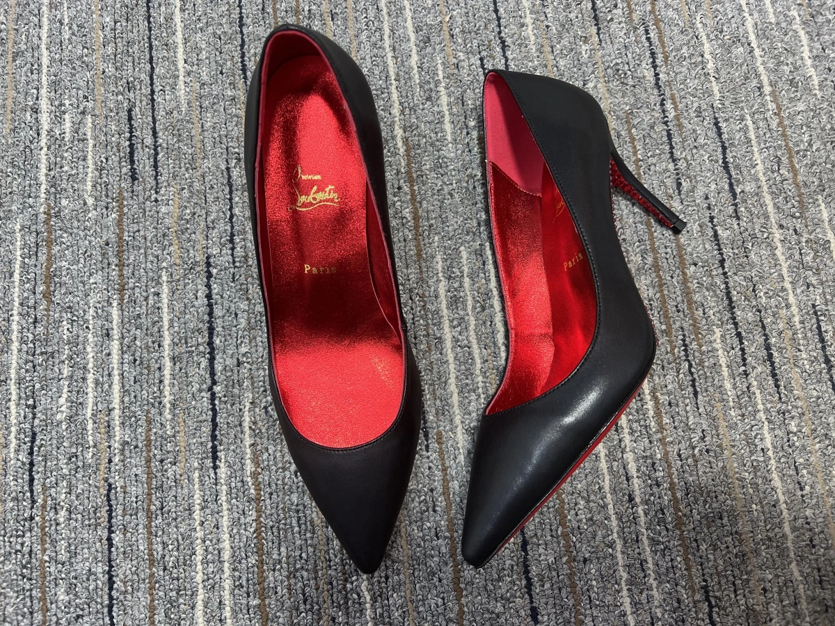 Compact Women C*hristian L*ouboutin Pump Top CL2209- 5089