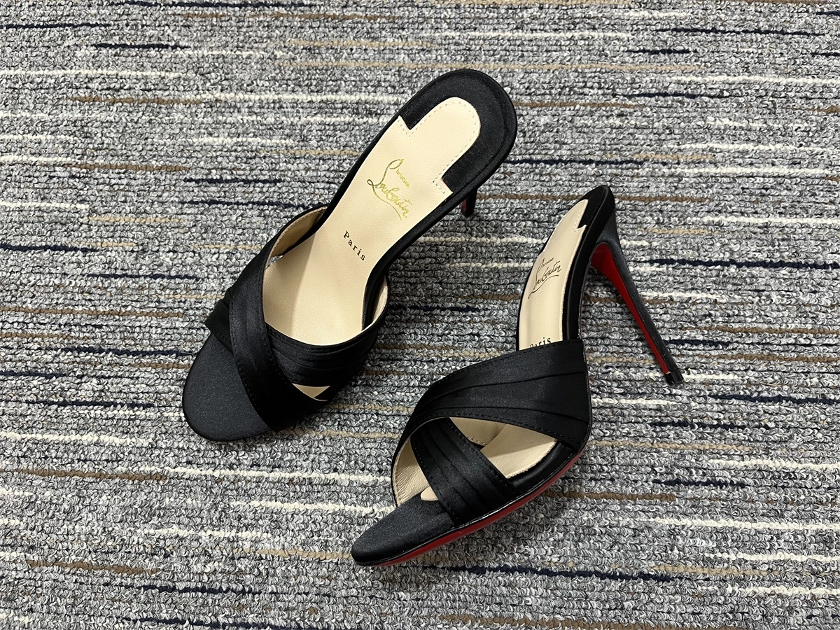 EyeCatching Women C*hristian L*ouboutin Top Slippers YP 20230817- 4982