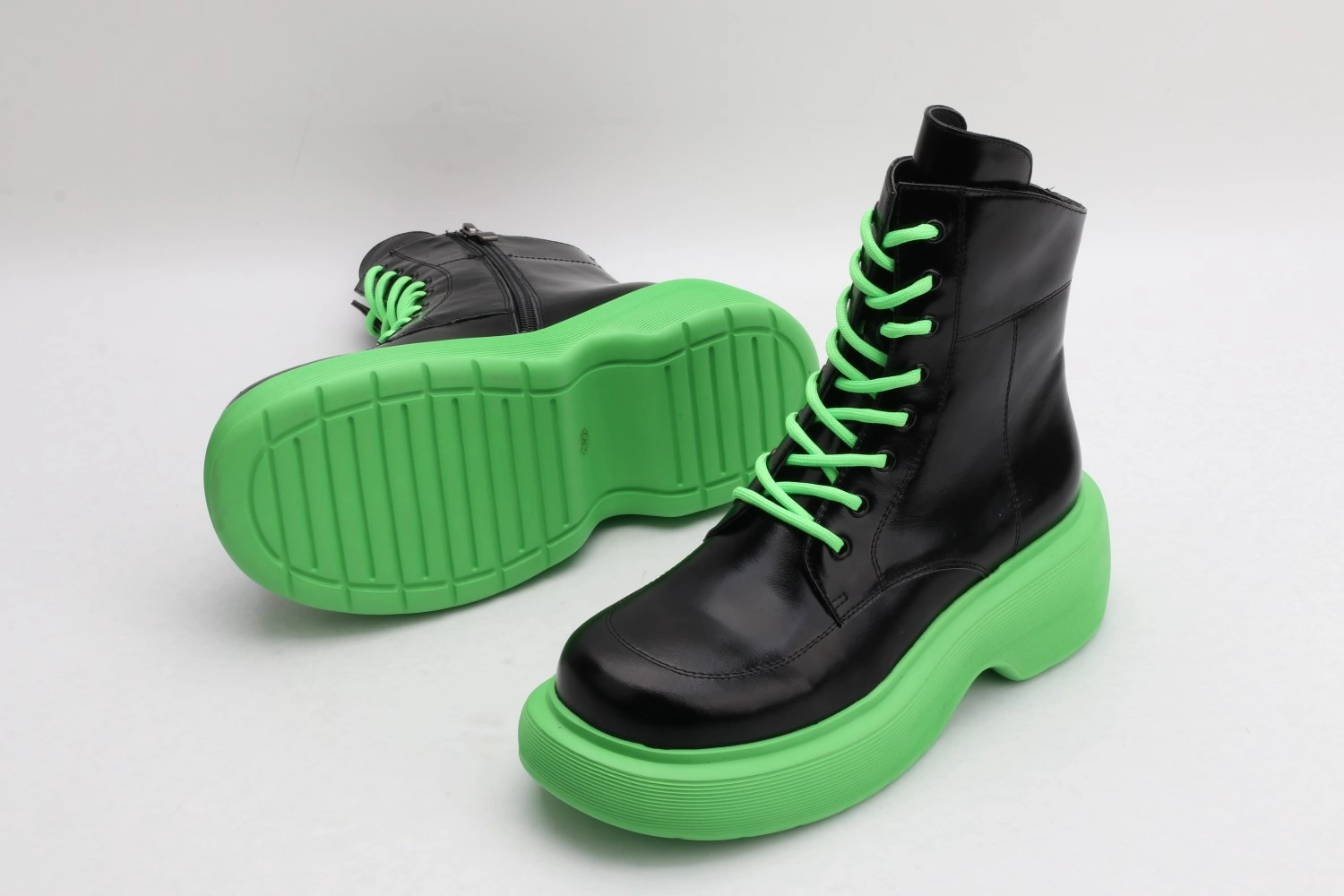 Women D*YMONLATRY Top Sneaker Compact 7554