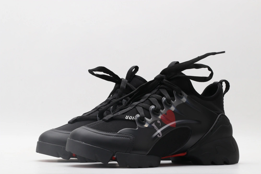 Sleek Women D*or Sneaker 5888