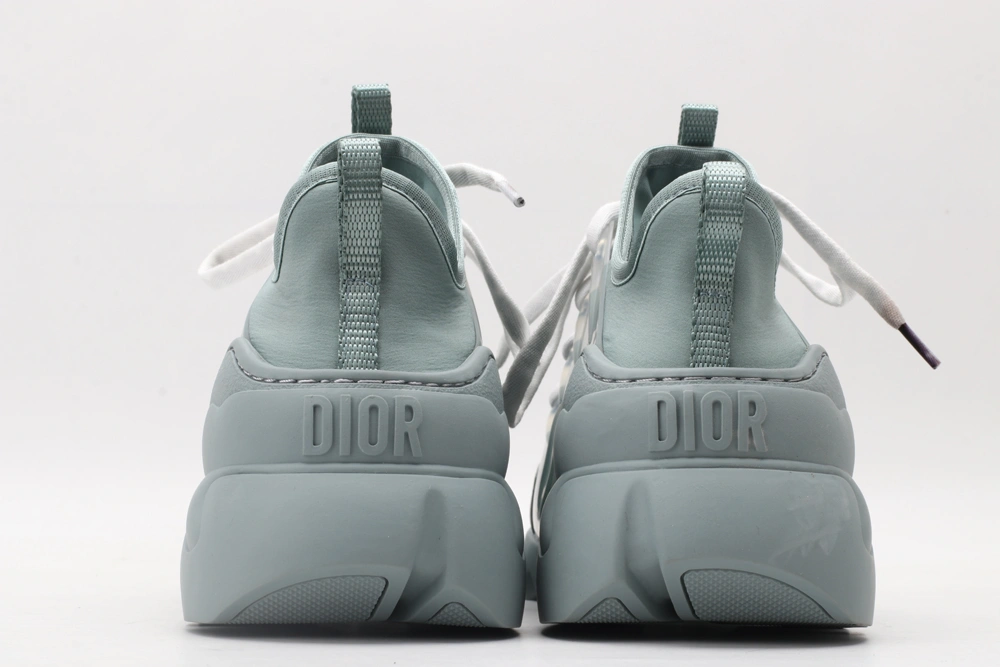Sleek Women D*or Sneaker 5888