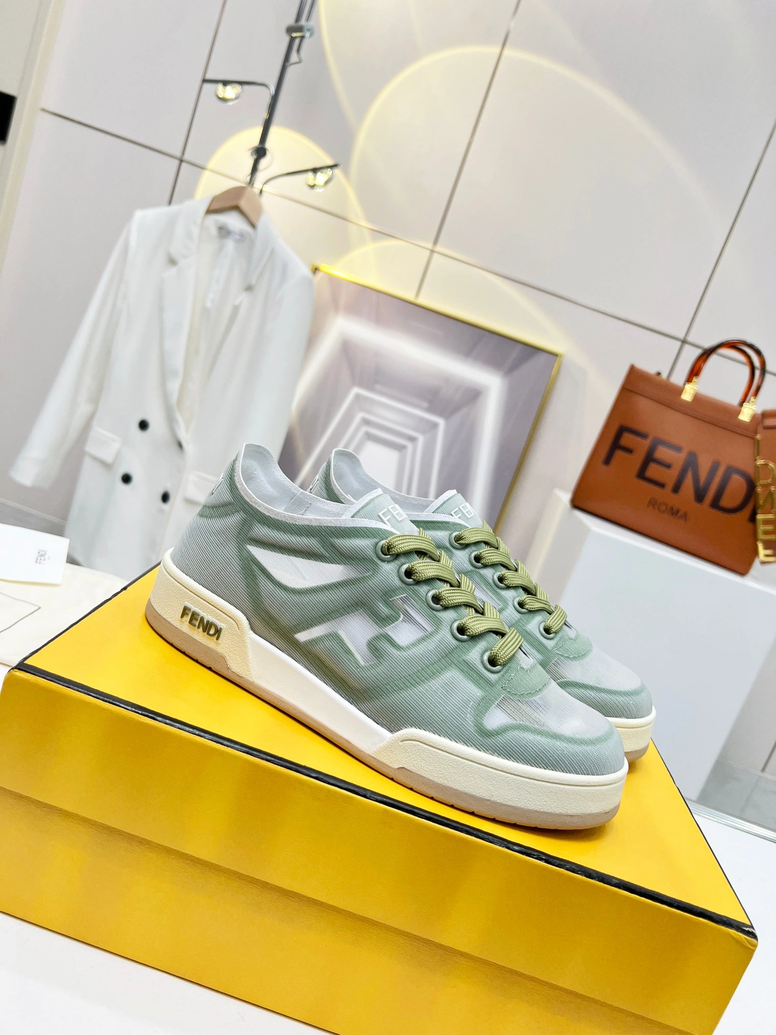 FlexibleFit Women F*endi Top Sneakers CP 20230606- 6944