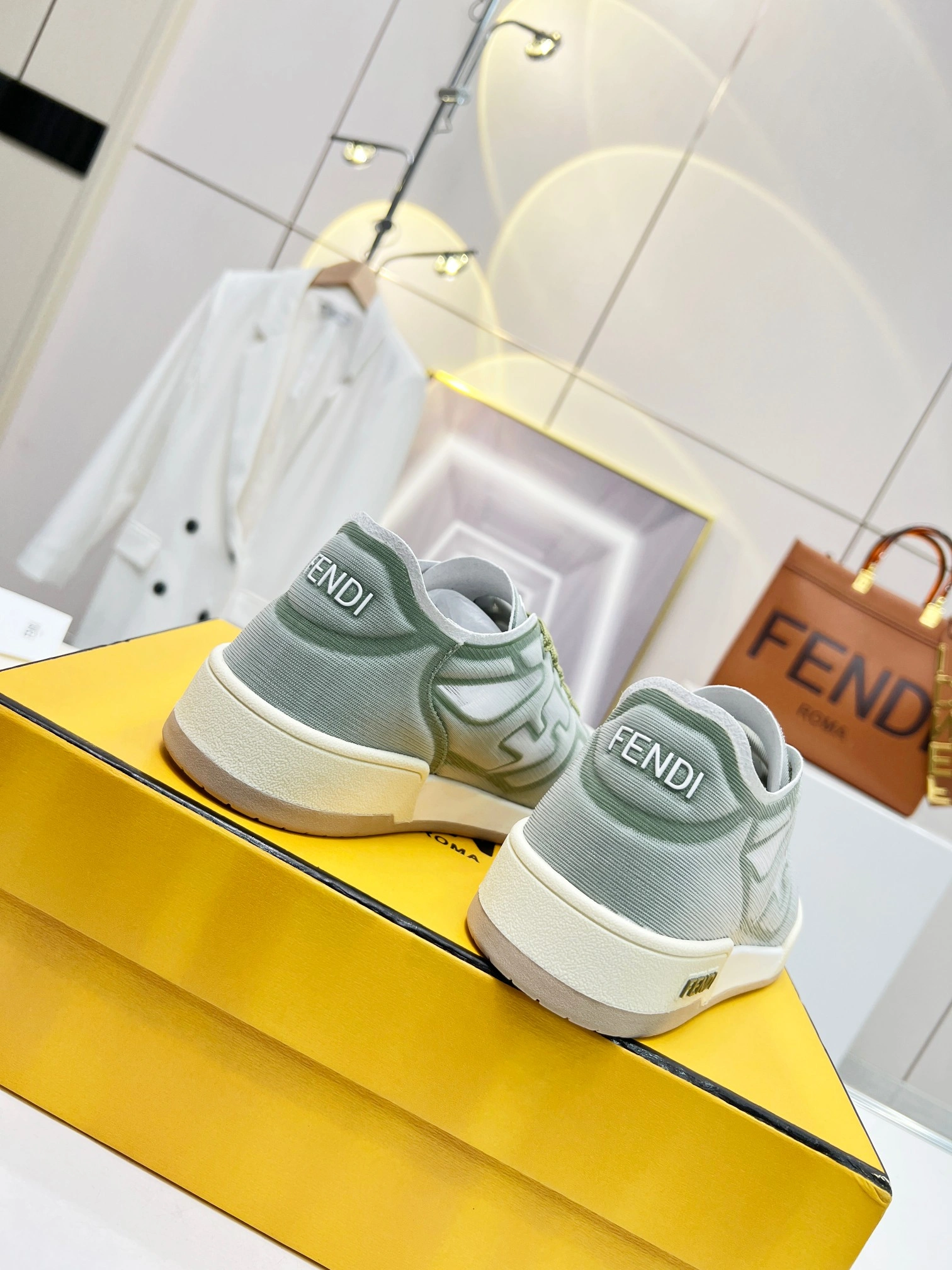 FlexibleFit Women F*endi Top Sneakers CP 20230606- 6944