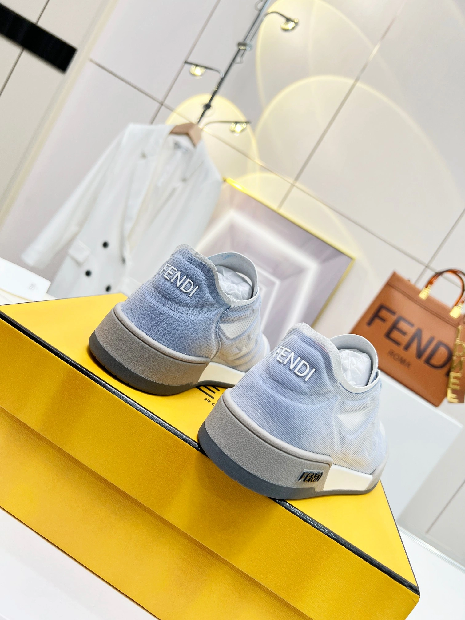 Comfortable Women F*endi Top Sneakers CP 20230606- 6945
