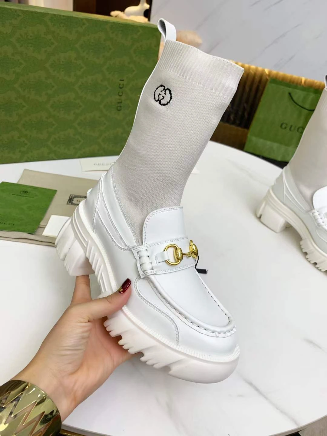 Contemporary Women G*ucci Top Sneakers 3489