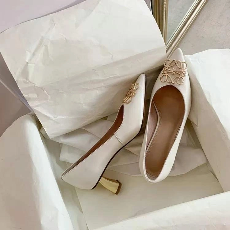 Modern Women L*oewe Top Pumps 7529