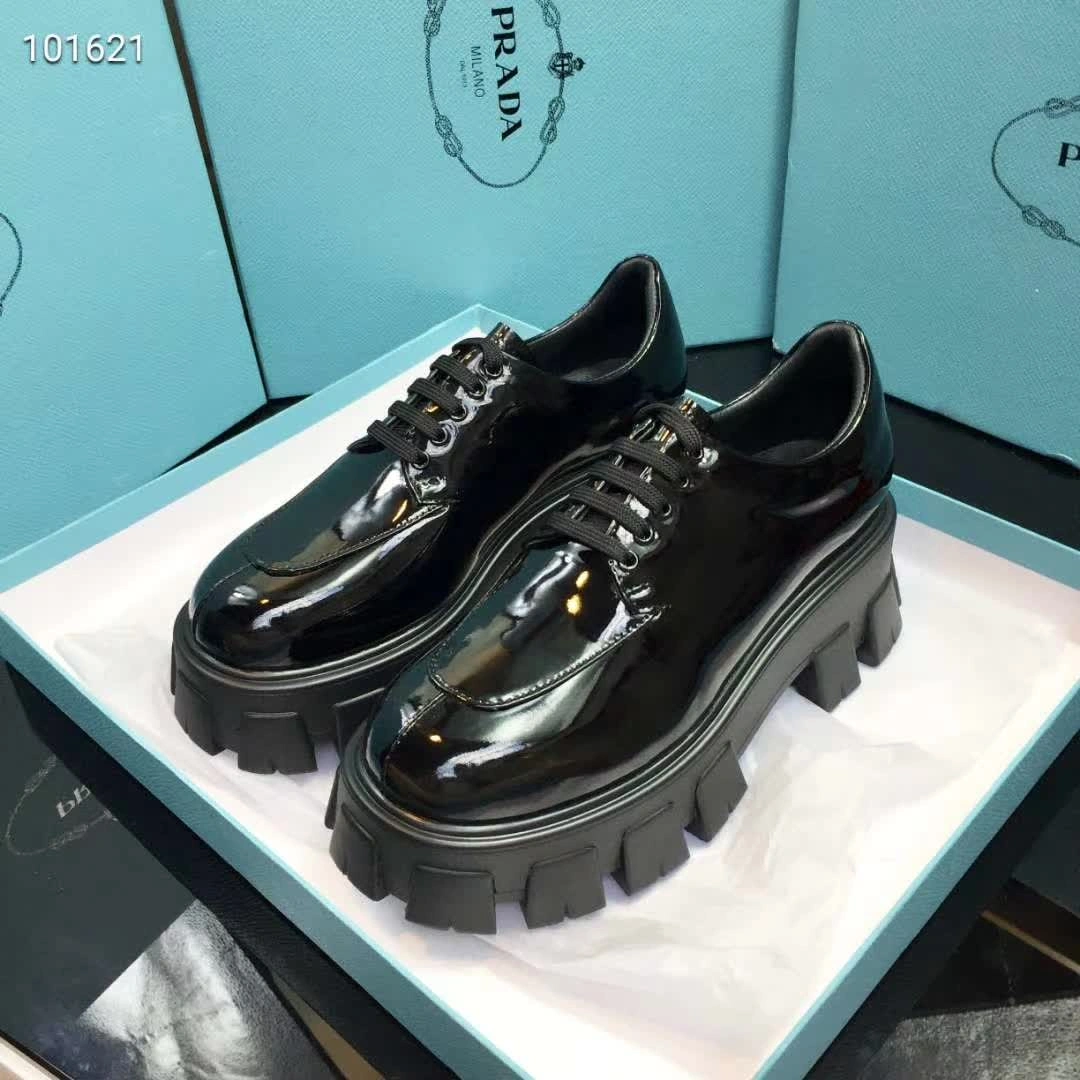 Women P*ada Sneaker GoAnywhere 6600