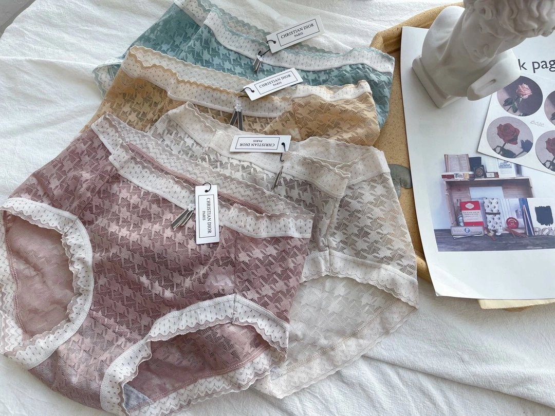 UrbanStyle Women Underpants Top 4 Pieces 18567