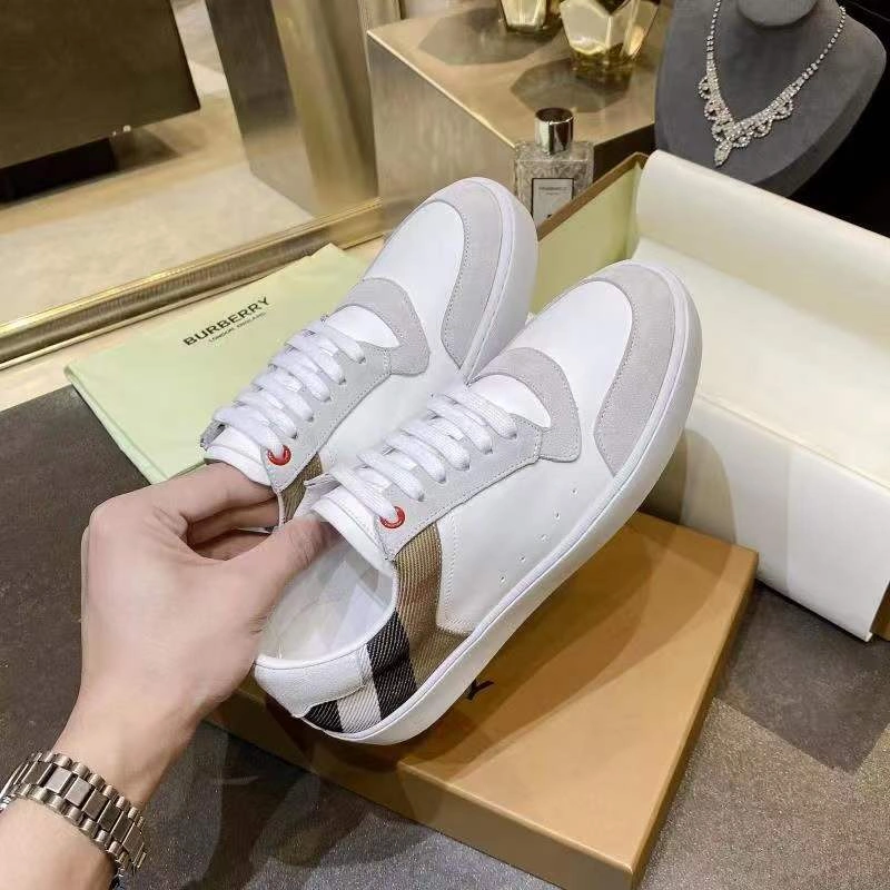 ZeroBulk Women and Men B*urberry Top Sneaker CL 20230613- 6155