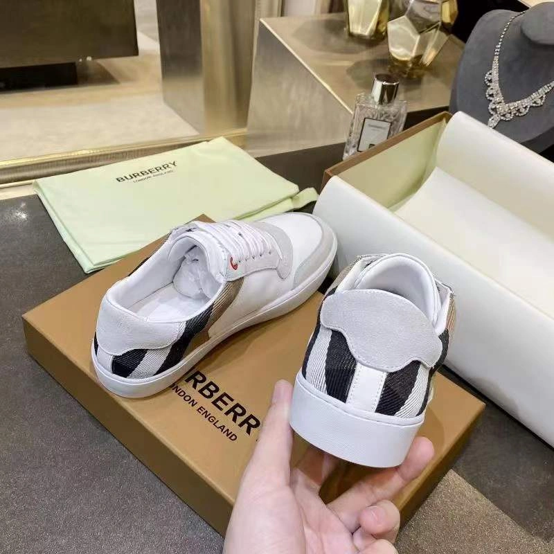 ZeroBulk Women and Men B*urberry Top Sneaker CL 20230613- 6155
