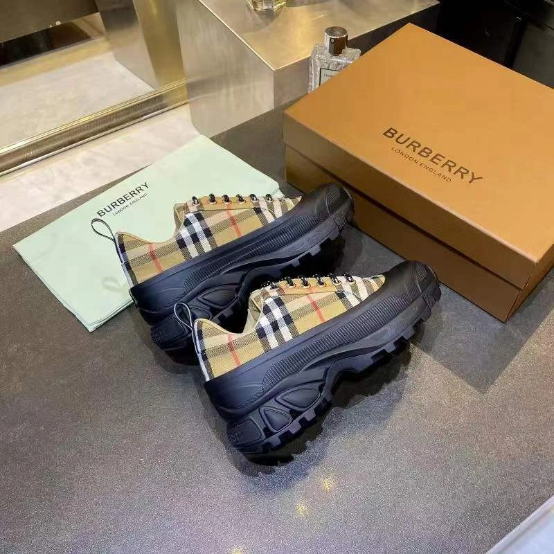 Women and Men B*urberry Top Sneaker CL 20230613- FreshLook 6160