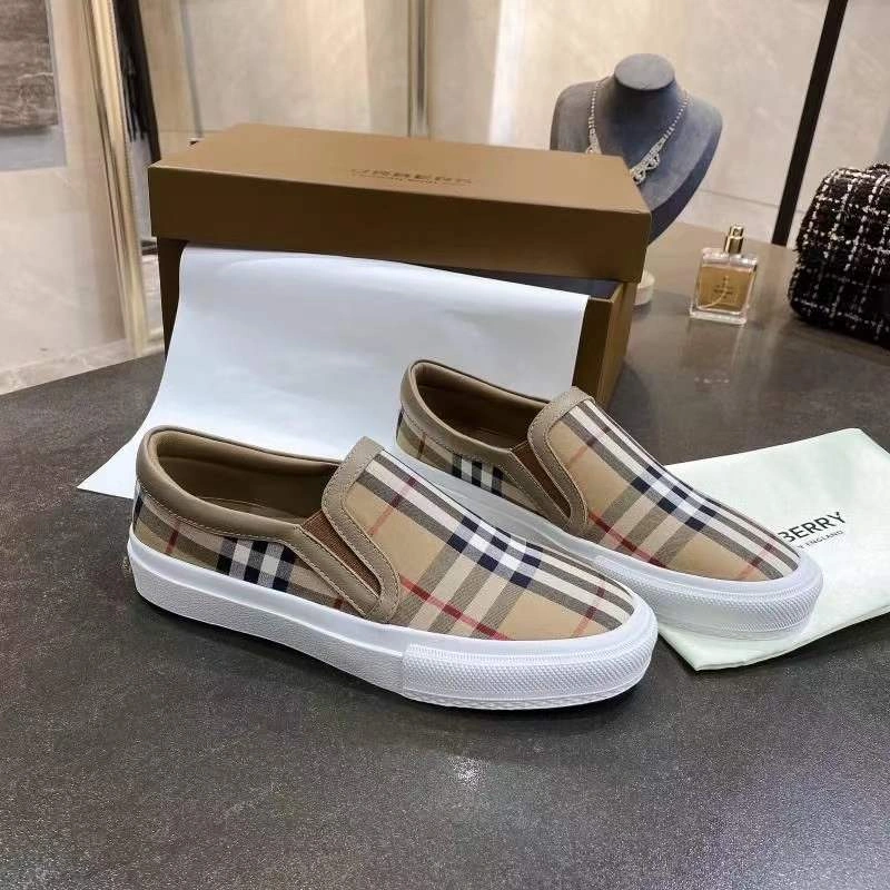 Women and Men B*urberry Top Sneaker CL 20230820- FashionForward 6141