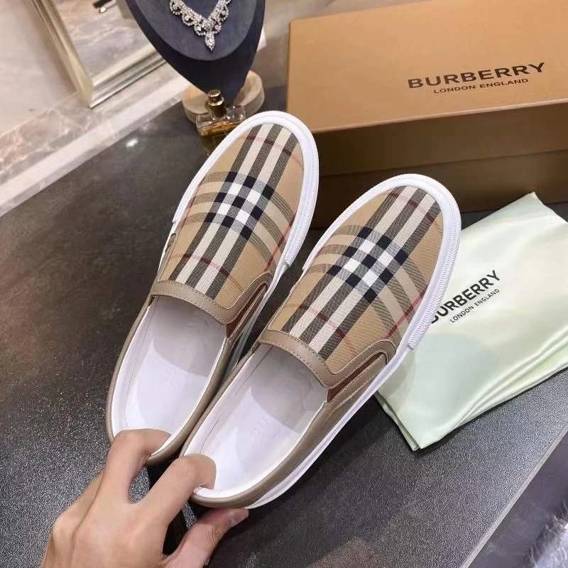 DailyWear Women and Men B*urberry Top Sneaker CL 20230820- 6138