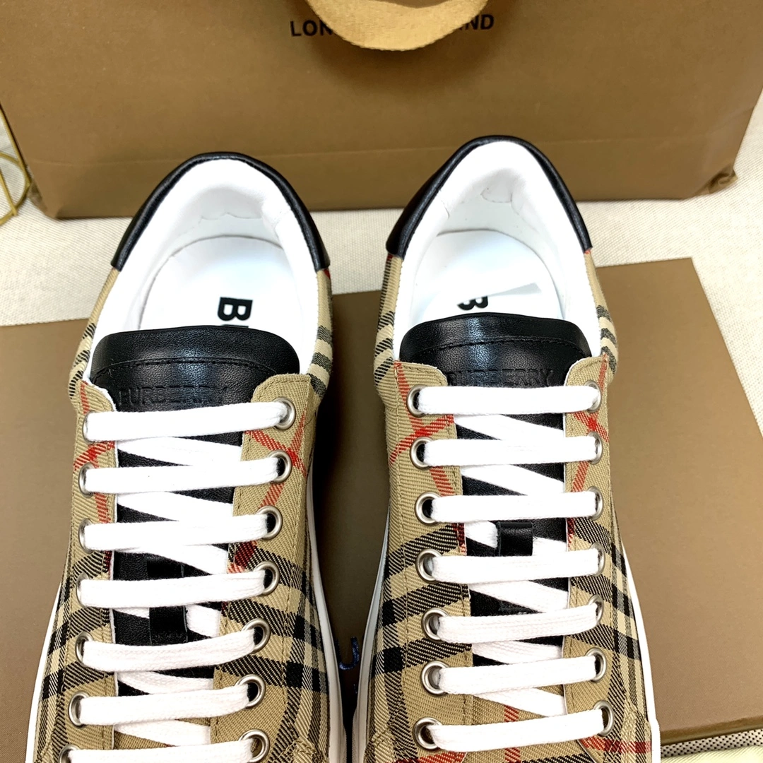 Women and Men B*urberry Top Sneaker Low CP 20230612- OnTrend 6264