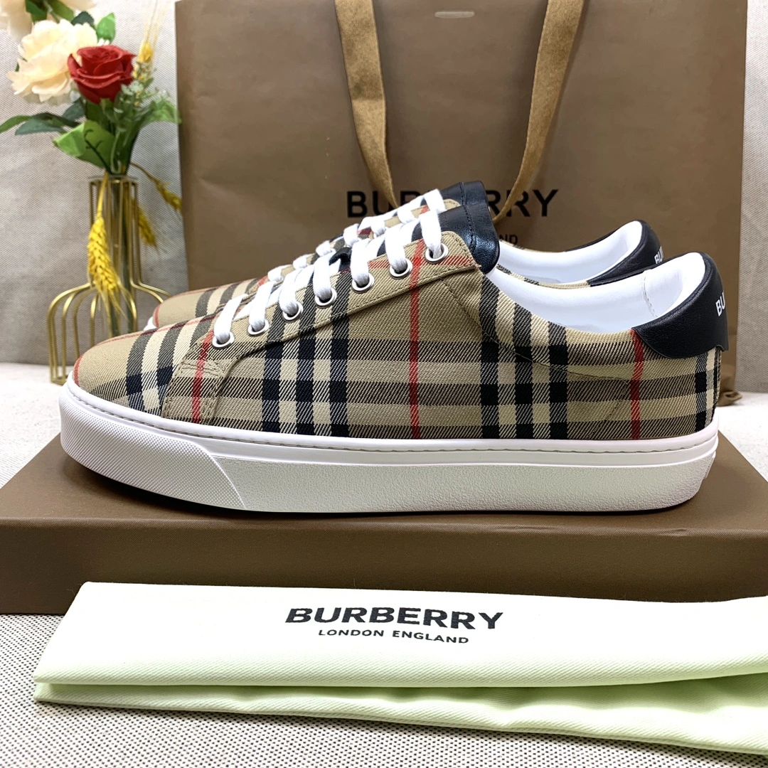 Women and Men B*urberry Top Sneaker Low CP 20230612- OnTrend 6264