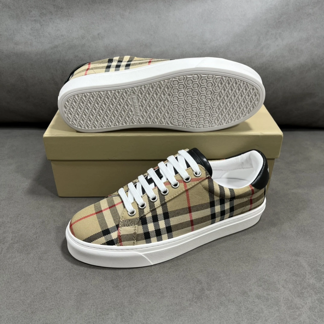 Stylish Women and Men B*urberry Top Sneaker Low CP 20230613- 6239