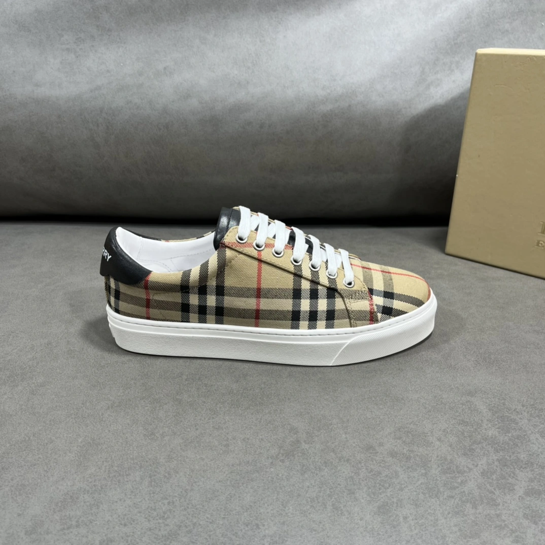 Stylish Women and Men B*urberry Top Sneaker Low CP 20230613- 6239