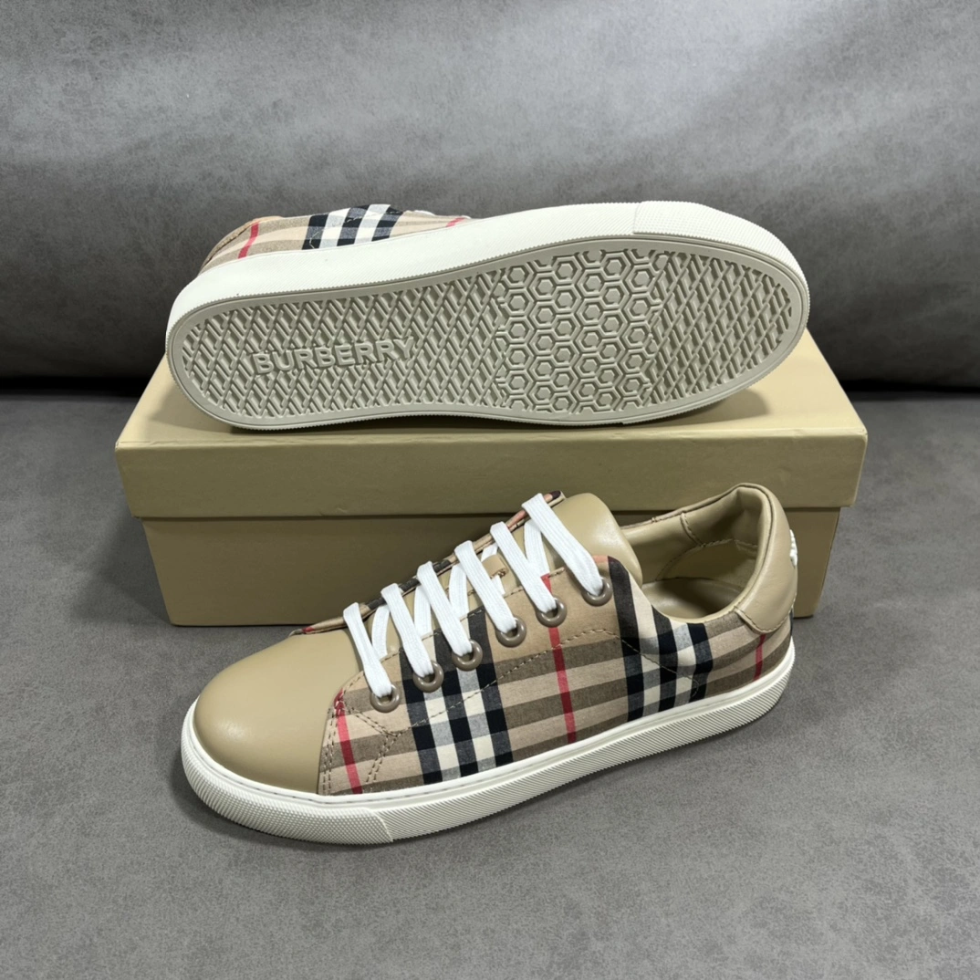 SmoothTexture Women and Men B*urberry Top Sneaker Low CP 20230613- 6237