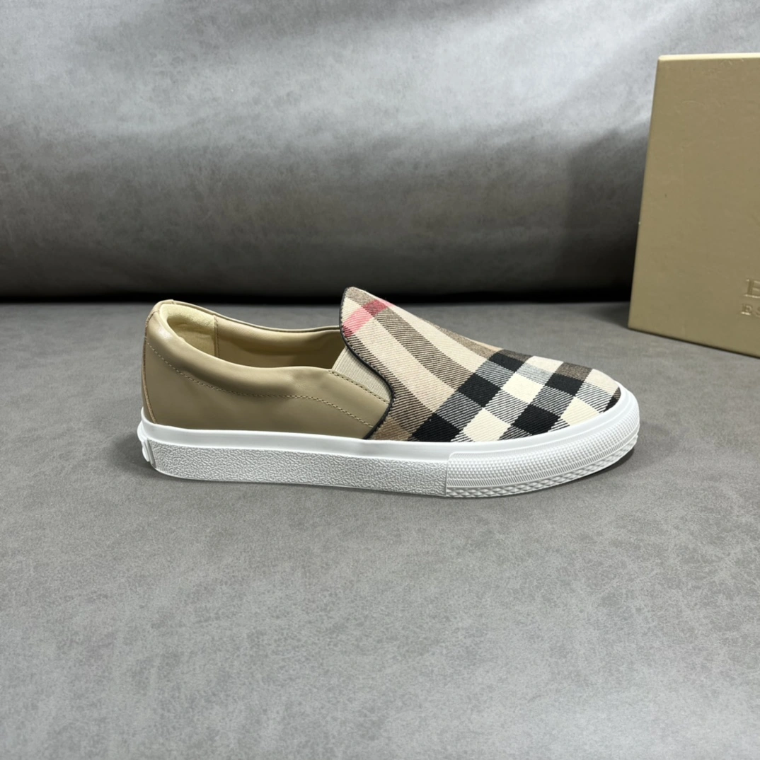 TechFriendly Women and Men B*urberry Top Sneaker Low CP 20230613- 6236