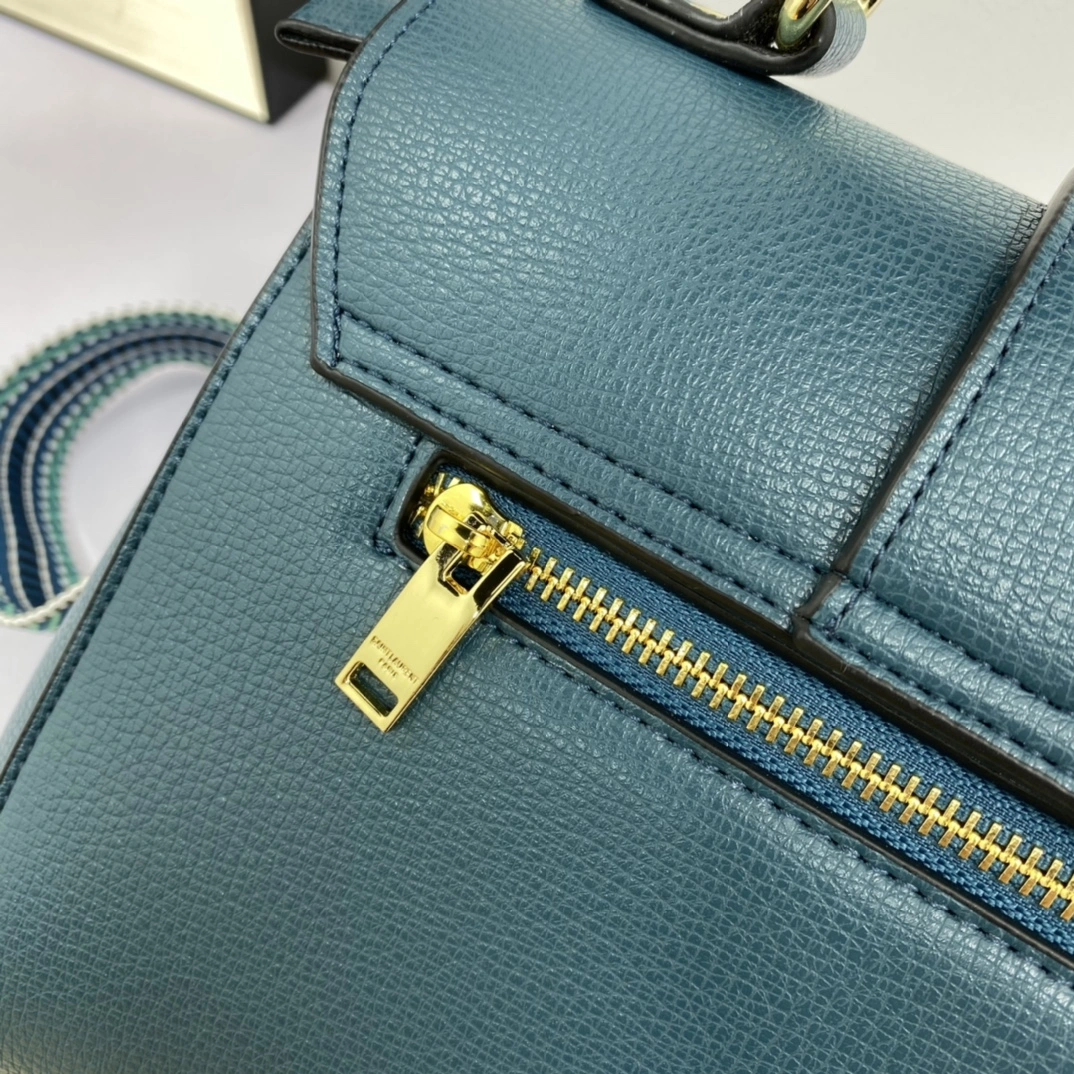 Attractive Y*SL Top Bag 24*20*11cm 9214