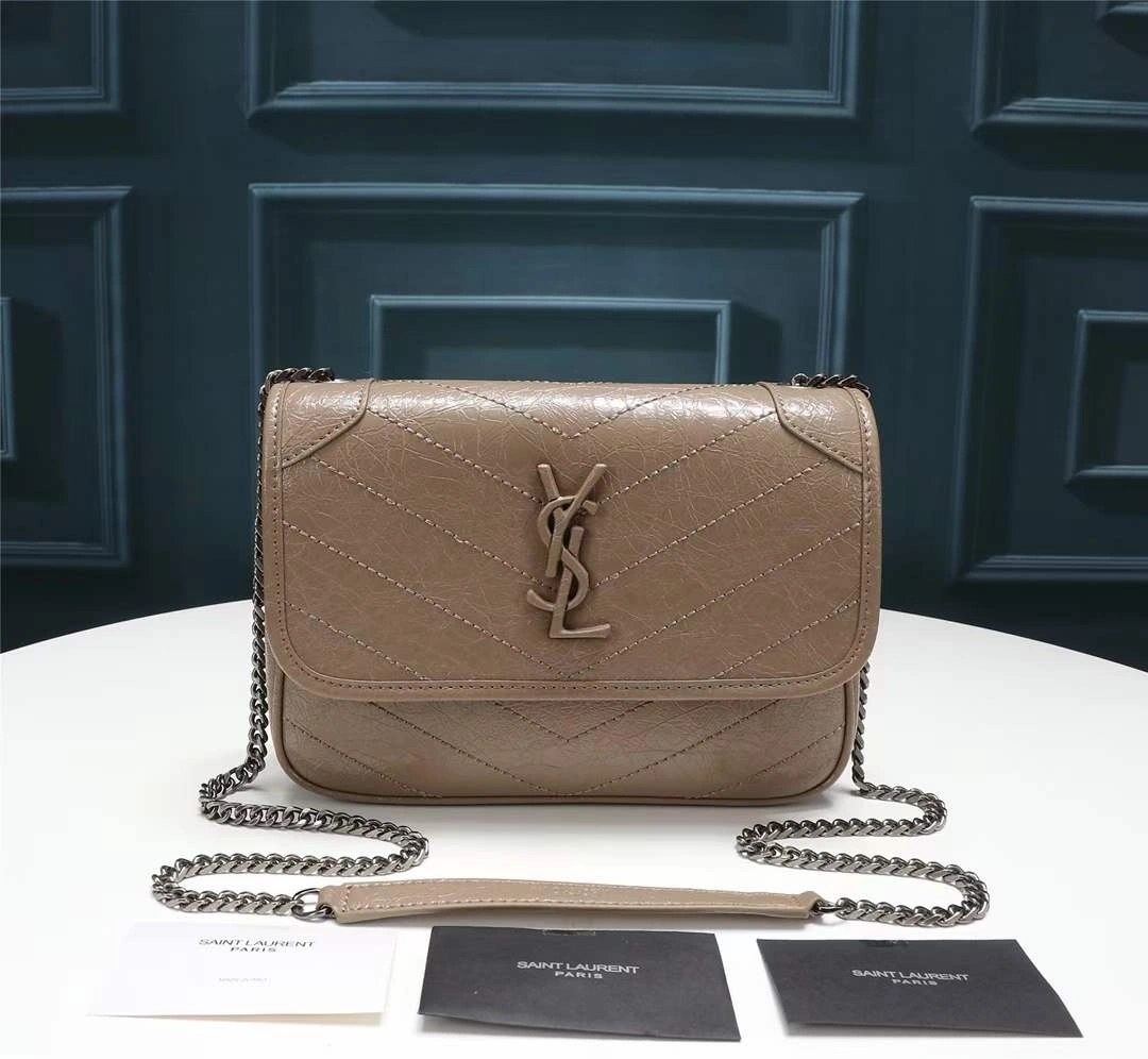 Efficient Y*SL Top Bag 9262