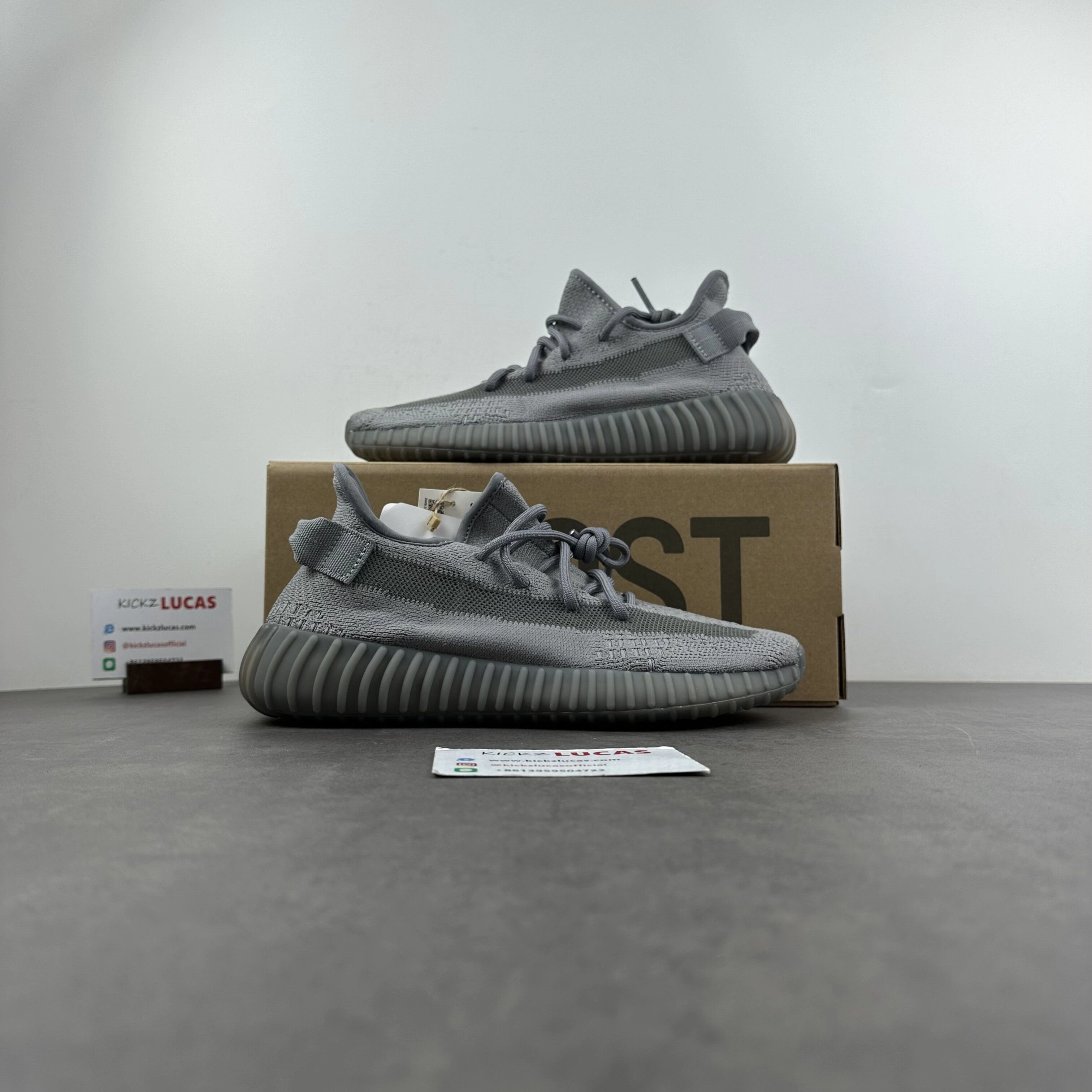 Yeezy 350v2 Boost Space Ash IF Sustainable 2615