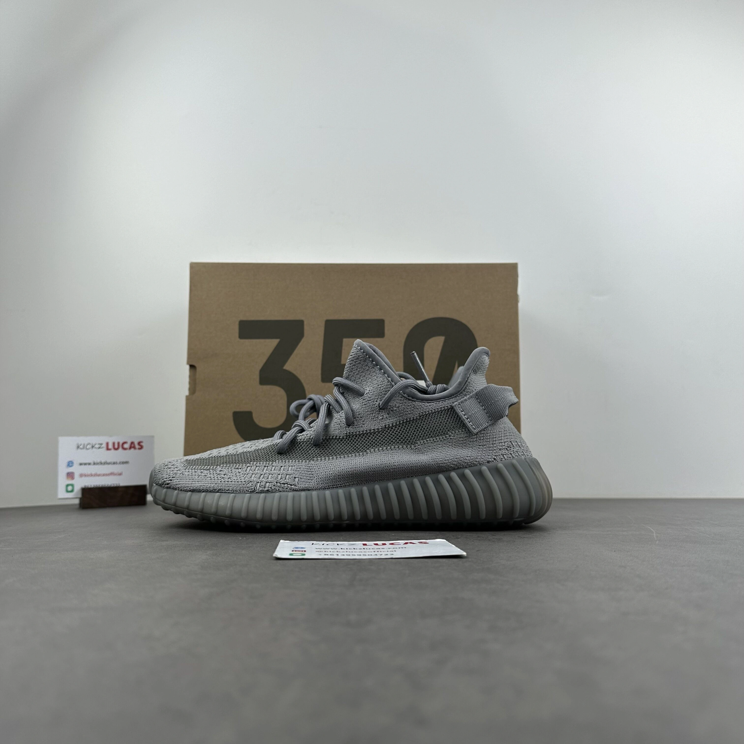 Yeezy 350v2 Boost Space Ash IF Sustainable 2615