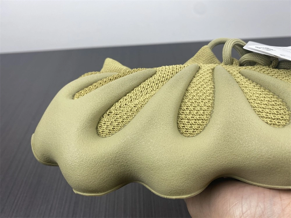 Yeezy 450 Sulfur HP Classic 2702